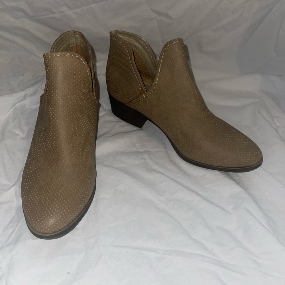 Madden Girl Ankle Boot